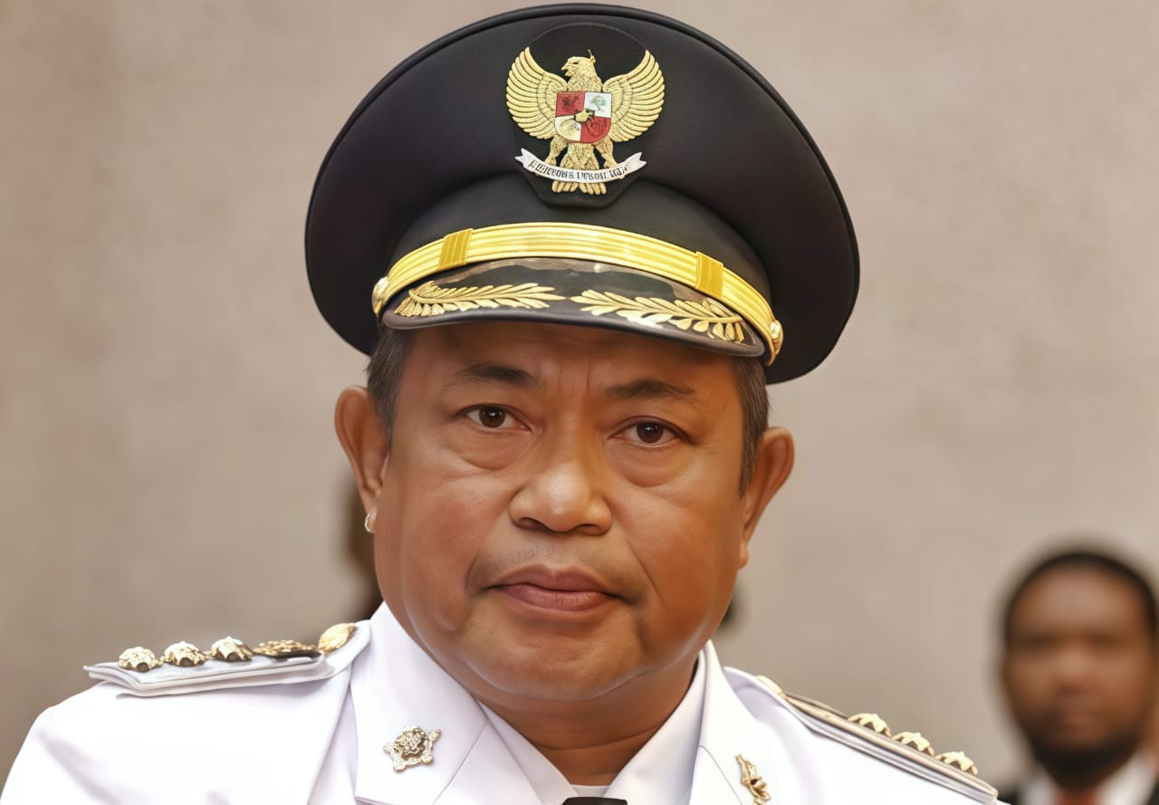 Dr. H. PAHRI YAMSUL, M.Si