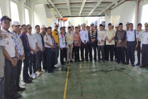 Bupati Muna Barat Resmikan Pelayaran Perdana KMP Rubiah Jalur Tondasi–Torobulu