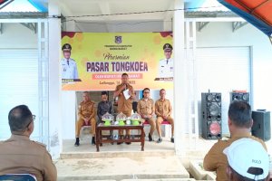 Bupati Muna Barat Resmikan Bangunan Baru Pasar Tongkoea