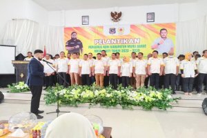 Ketua KONI Sultra Lantik Pengurus KONI Muna Barat Masa Bakti 2025-2030