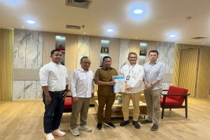 Bupati Muna Barat Lakukan Pertemuan dengan Komite BPH Migas Bahas Ketahanan Energi di Muna Barat