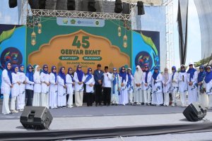 Semarakkan Milad ke-45 BKMT, Ribuan Anggota Ikuti Kirab Budaya dan Gebyar BKMT