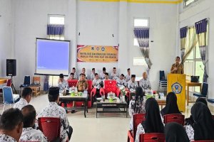 Wakil Bupati Ali Basa Resmi Buka Musda PGRI Kabupaten Muna Barat